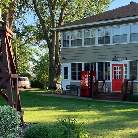 Train Bell Resort Merrifield Exterior foto